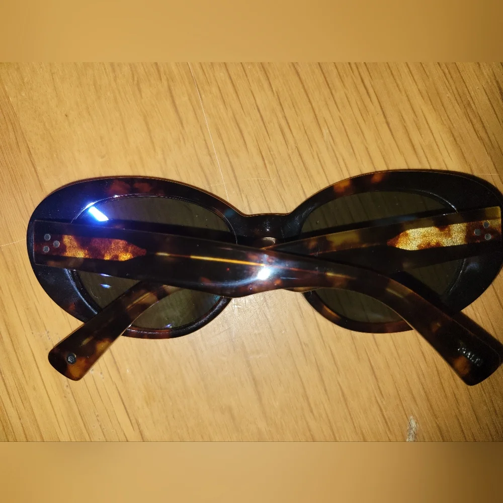 ❤️‍🔥SALT. Optics Courtney Sun Sunglasses - Picture 9 of 10